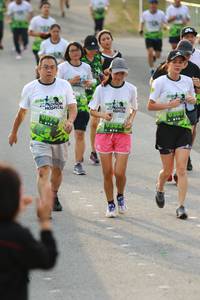 BIB: 
                            <button type="button" onclick="openModal(3534688)" class="btn btn-primary btn-sm float-right btn-popup" data-toggle="modal" data-target=".modal-high-quality">
                        <i class="fas fa-shopping-cart"></i> Add to Cart
                    </button>
                                            <button type="button" onclick="isThisMe(3534688, true)" class="btn btn-success btn-sm float-right btn-popup btn-isme hidden" data-toggle="tooltip" data-placement="bottom" title="นี่คือรูปของคุณใช่ไหม คลิกที่นี่เพื่อเอาเข้าอัลบั้ม">
                        <i class="fas fa-plus"></i> Add to album
                    </button>
                    <button type="button" onclick="isThisMe(3534688, false)" class="btn btn-warning btn-sm float-right btn-popup btn-isnotme hidden">
                        <i class="fas fa-ban"></i> Remove from album
                    </button>